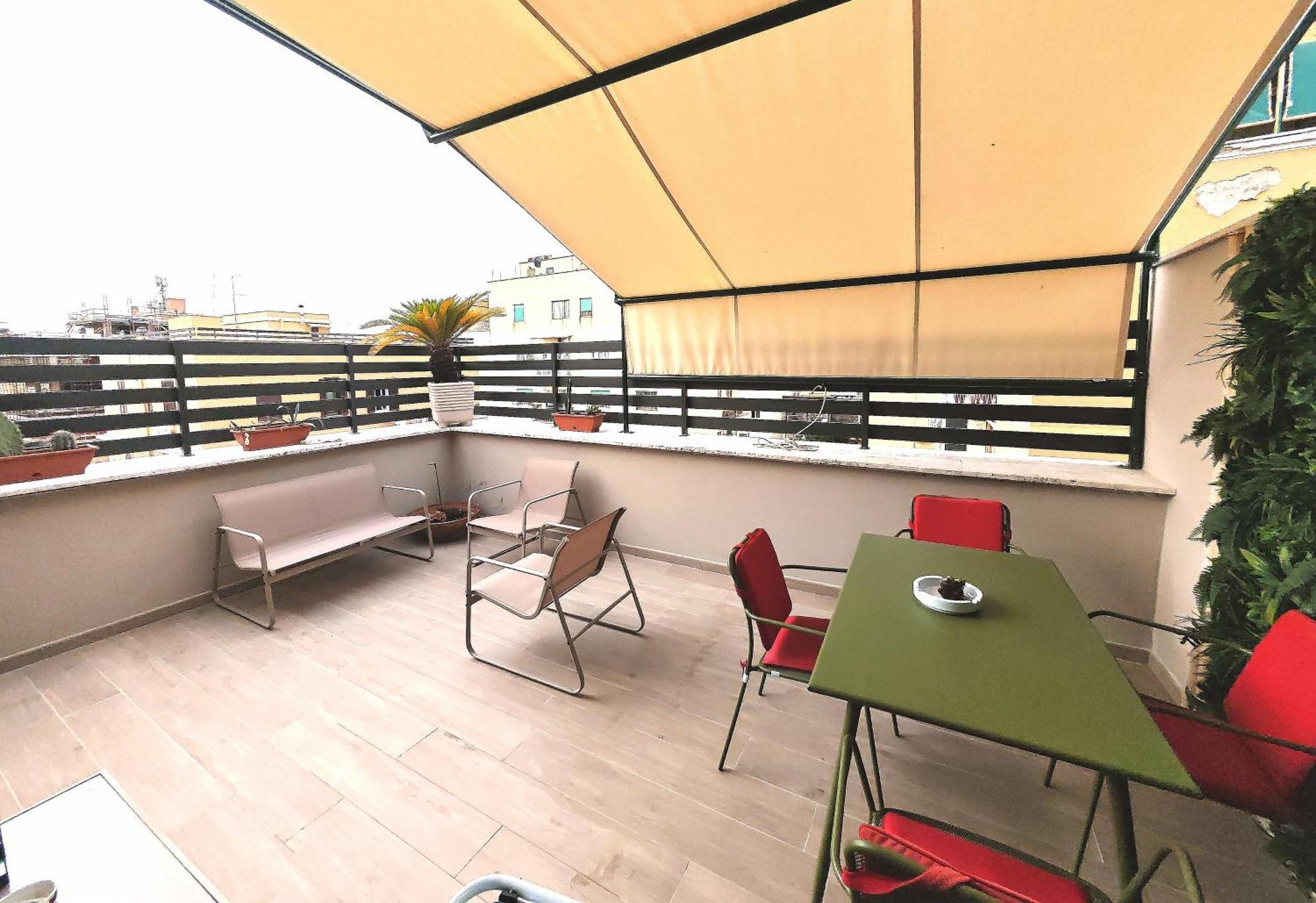 Attico Urbano Terrazza Su Roma Metro A Cornelia Apartment Exterior photo