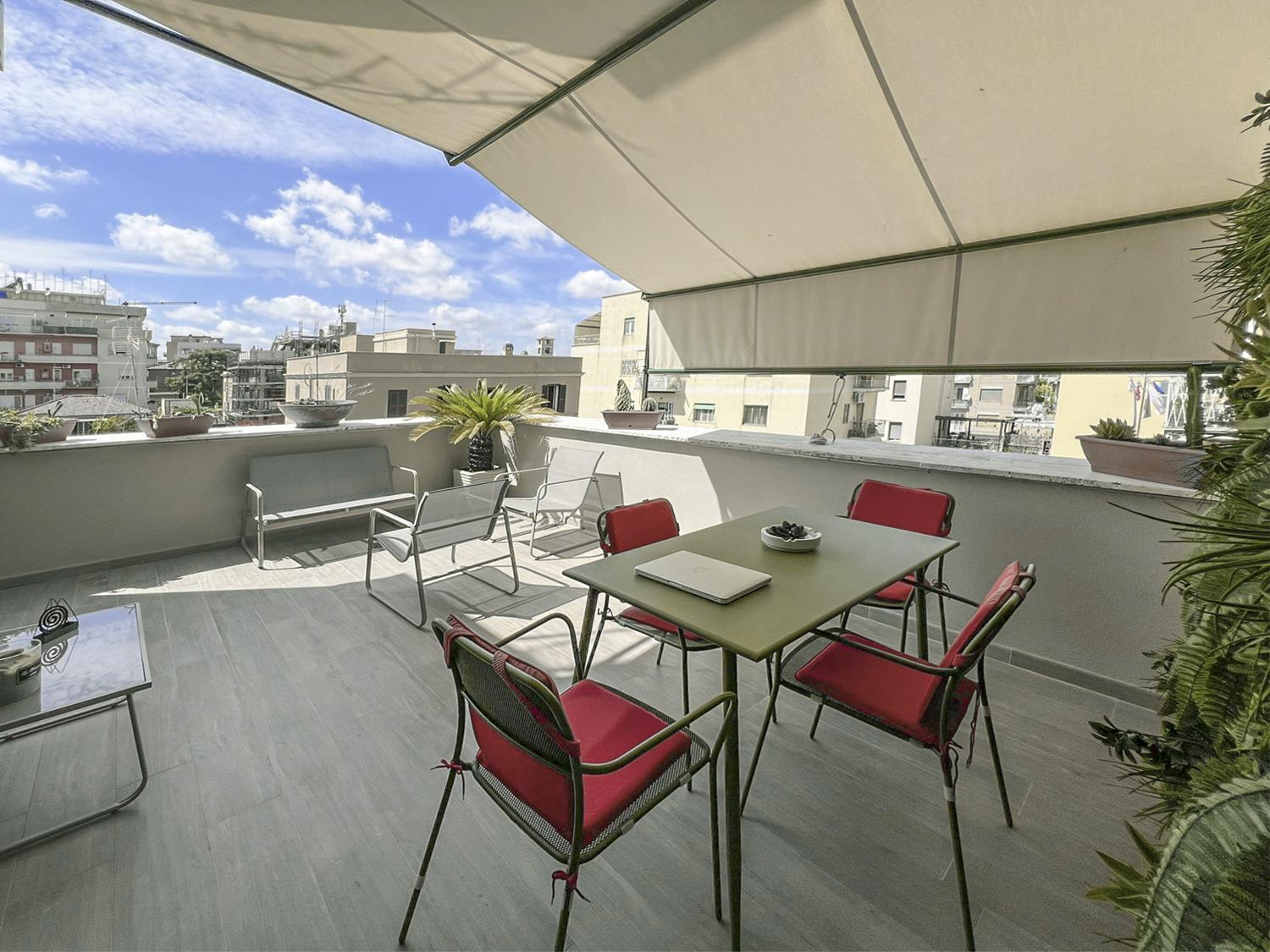 Attico Urbano Terrazza Su Roma Metro A Cornelia Apartment Exterior photo
